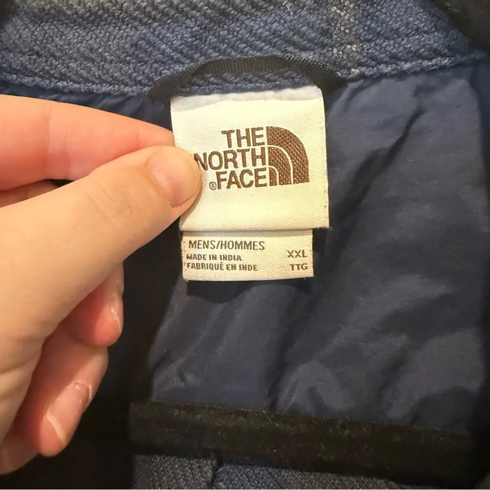 The North Face Navy Plaid Shirt Jacket Men’s Size XXL Outdoor Warm Hiking Fall